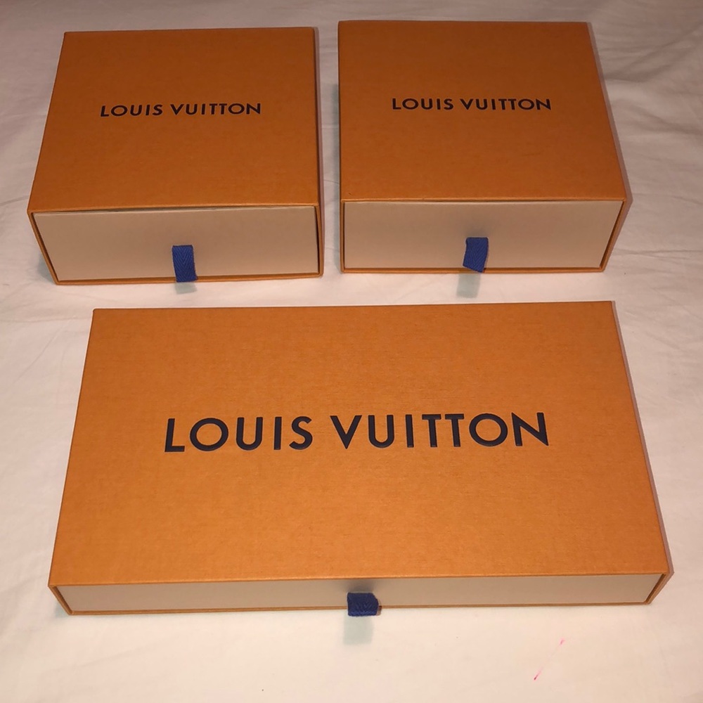 3 Louis Vuitton boxes perfect condition clean